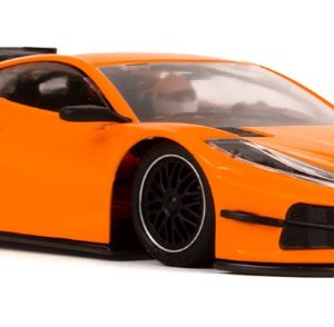 Corvette C8.R de NSR naranja. Test car Orange